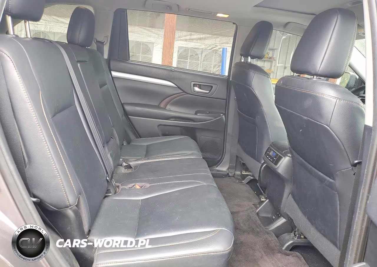 2019 Toyota Highlander Hybrid Xle VIN:5TDJGRFH6KS053786 - 11
