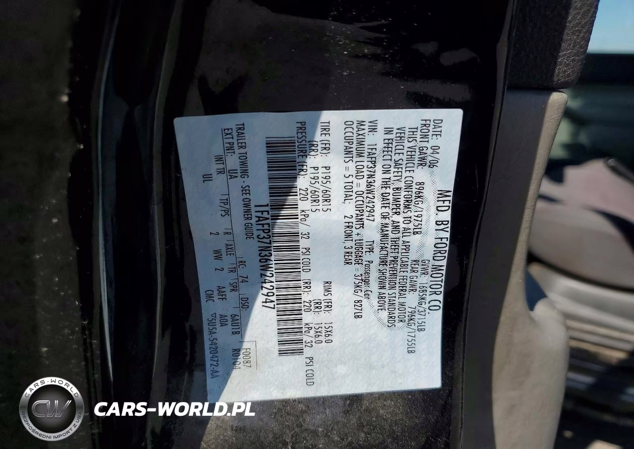 2006 Ford Focus VIN:1FAFP37N36W242947 - 12