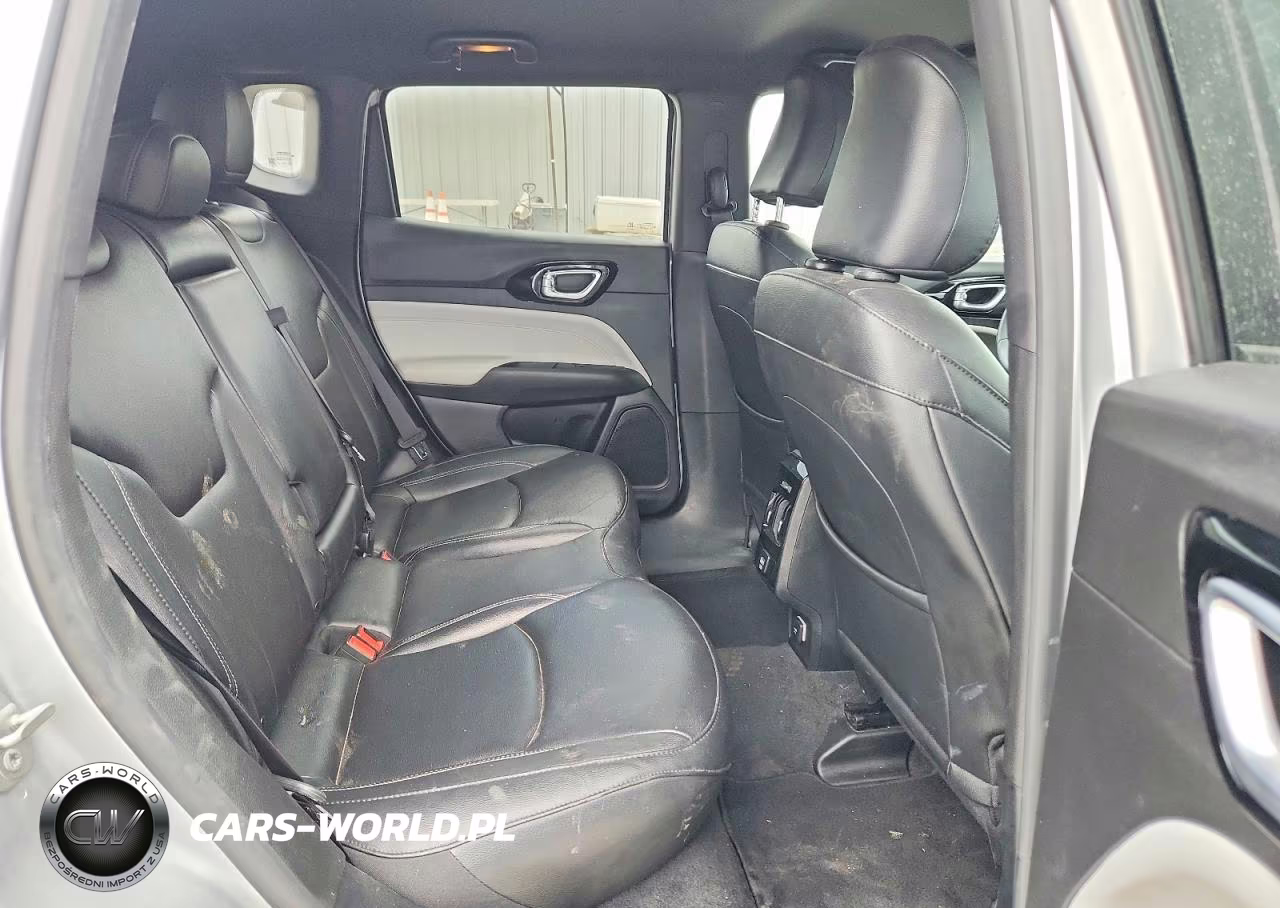 2025 Jeep Compass Limited VIN:3C4NJDCN3ST513590 - 11
