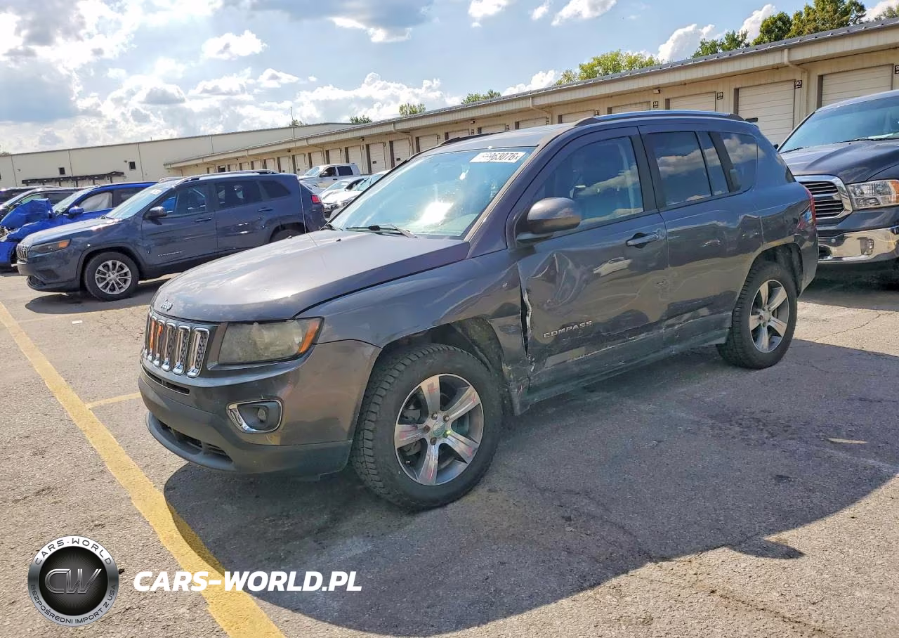 2016 Jeep Compass Latitude – zdjęcie 1 z 13