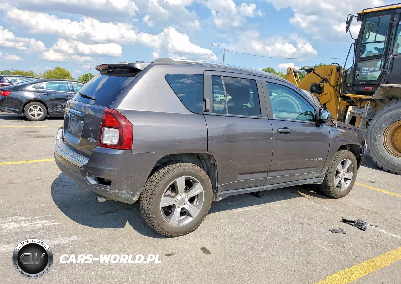 2016 Jeep Compass Latitude VIN:1C4NJDEB4GD657892 - 3