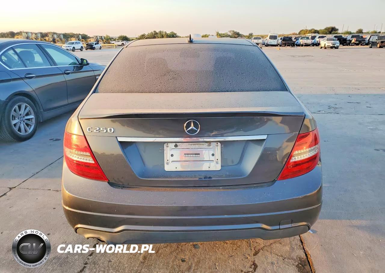 2013 Mercedes-Benz C 250 VIN:WDDGF4HB4DR300853 - 6