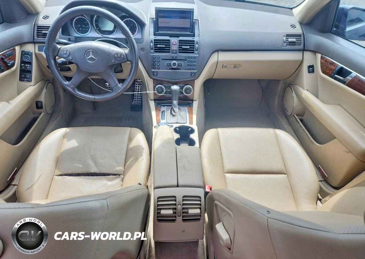 2010 Mercedes-Benz C 300 4Matic VIN:WDDGF8BB2AR095223 - 8