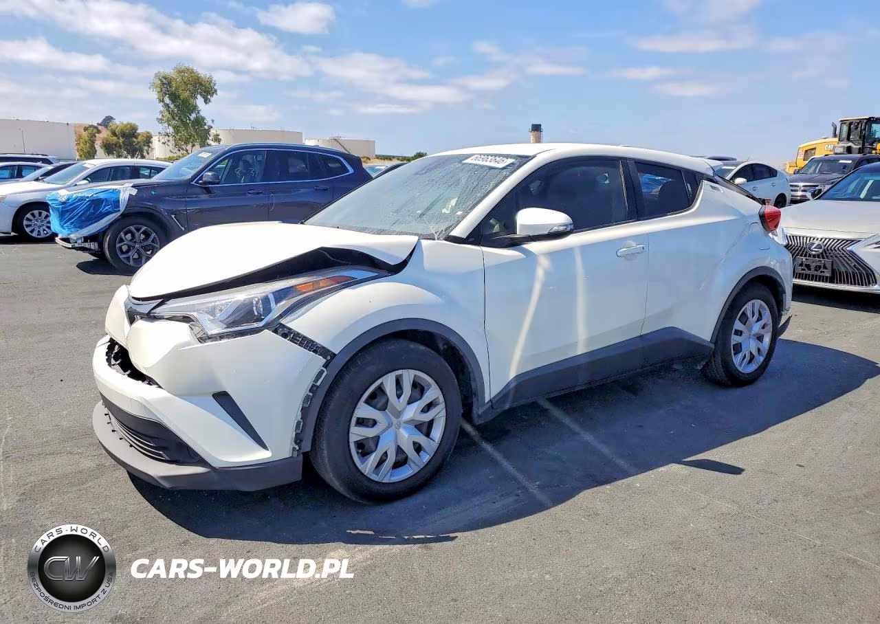 2019 Toyota C-Hr Le – zdjęcie 1 z 13