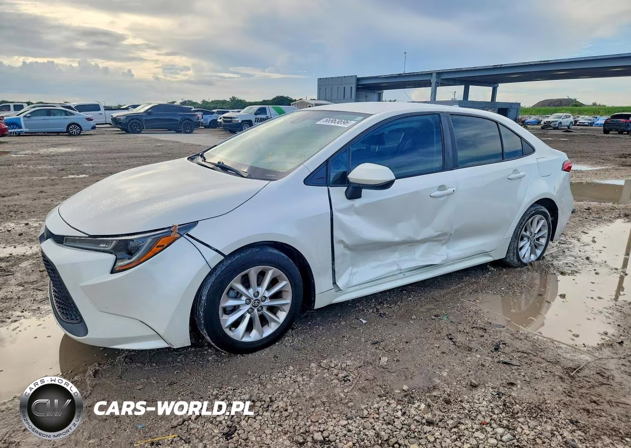 2021 Toyota Corolla Le – zdjęcie 1 z 12