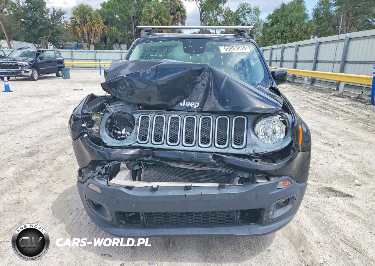 2016 Jeep Renegade Latitude VIN:ZACCJABT8GPE19368 - 5