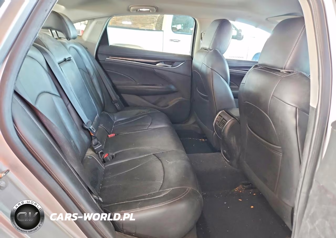 2018 Buick Lacrosse Essence VIN:1G4ZP5SZ4JU135869 - 10