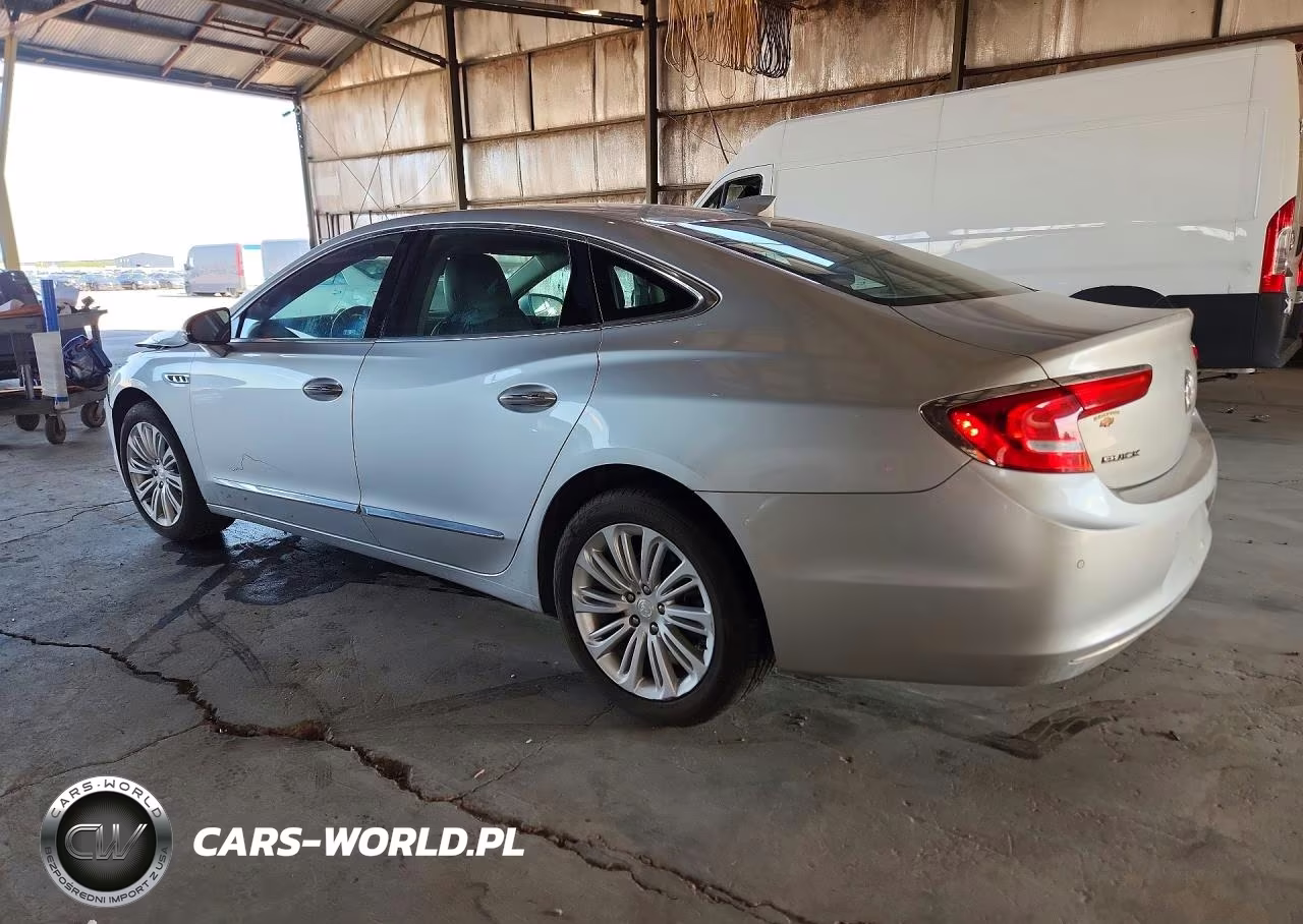 2018 Buick Lacrosse Essence VIN:1G4ZP5SZ4JU135869 - 2