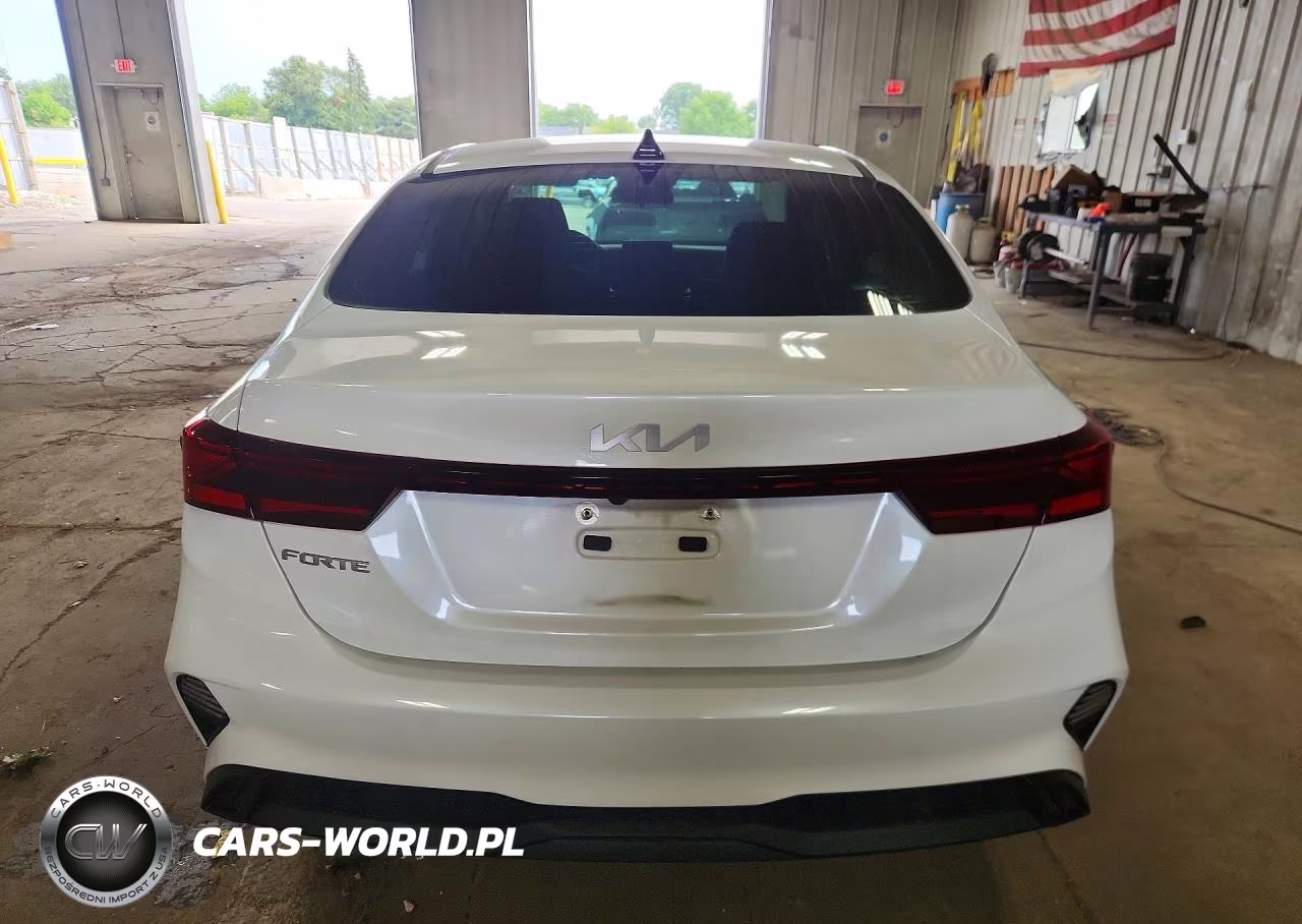 2024 Kia Forte Lxs VIN:3KPF24AD0RE760351 - 6