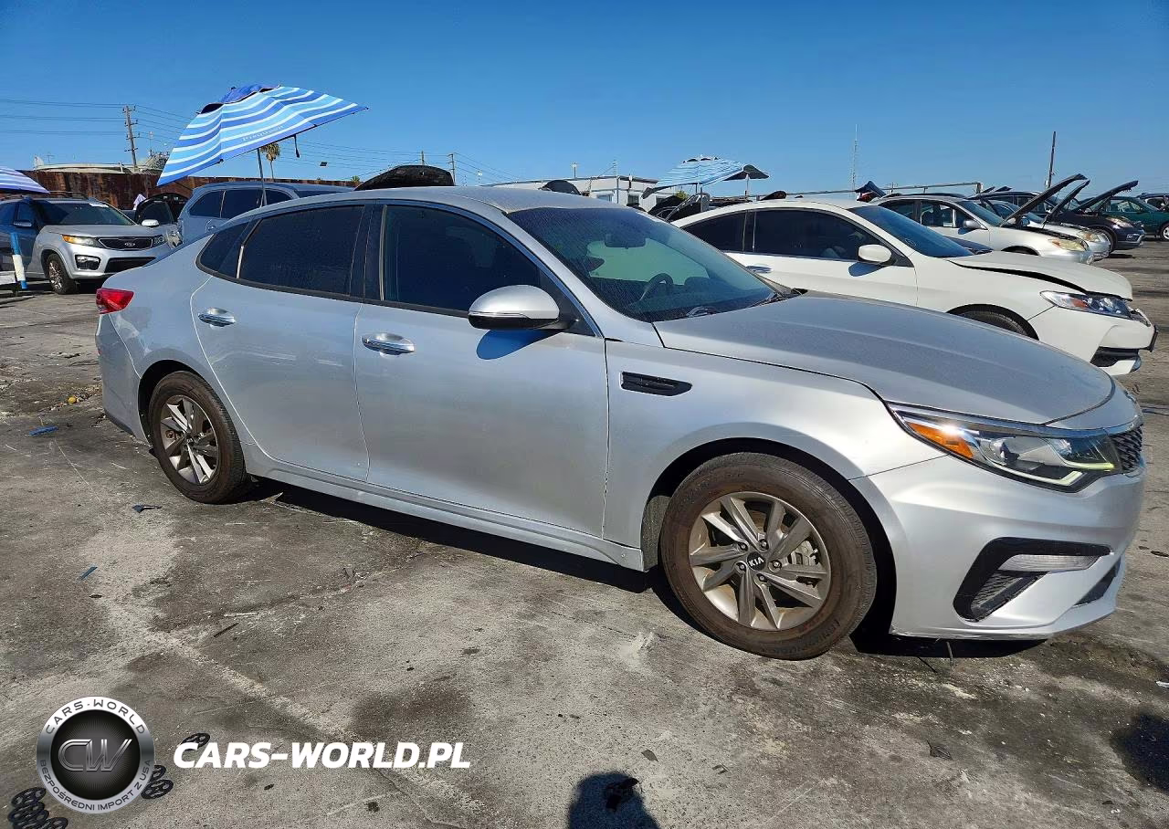 2020 Kia Optima Lx VIN:5XXGT4L34LG390865 - 4