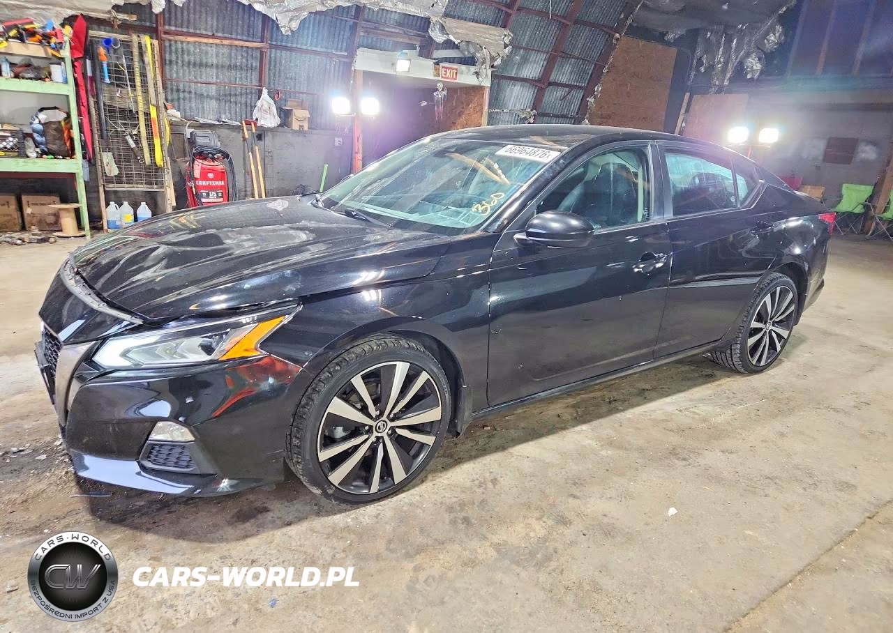 2021 Nissan Altima Sr – zdjęcie 1 z 12