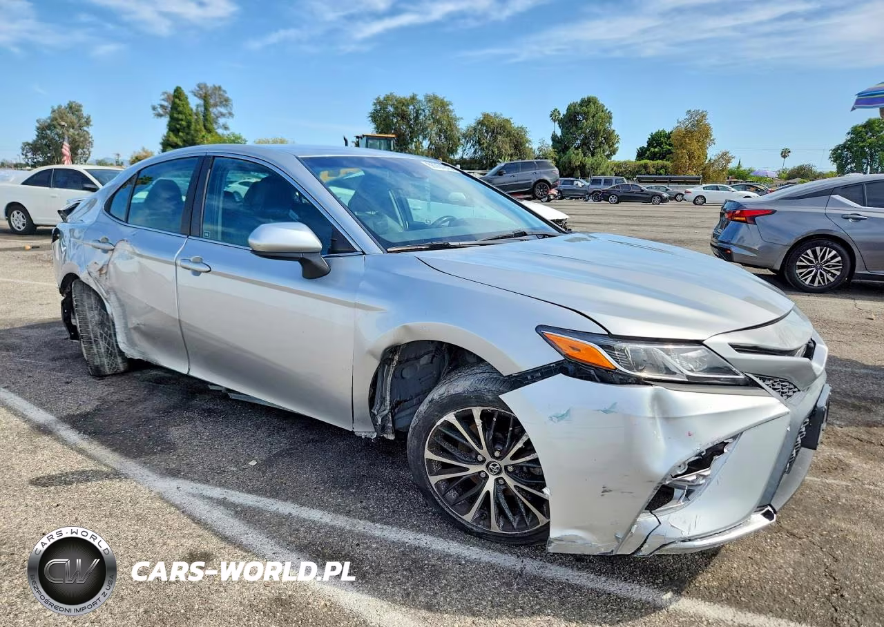 2018 Toyota Camry Se VIN:4T1B11HK9JU598306 - 4