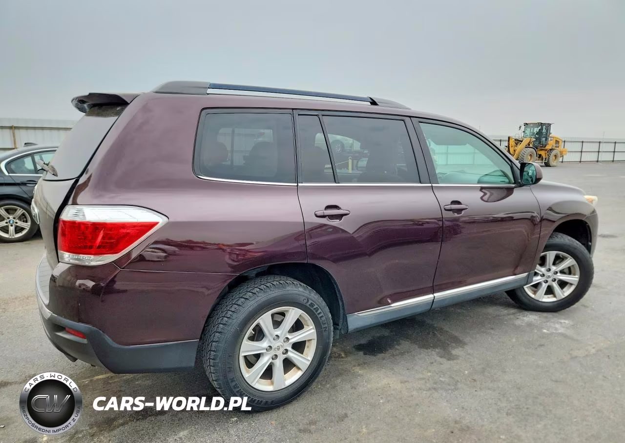 2011 Toyota Highlander Base VIN:5TDZK3EH7BS030730 - 3