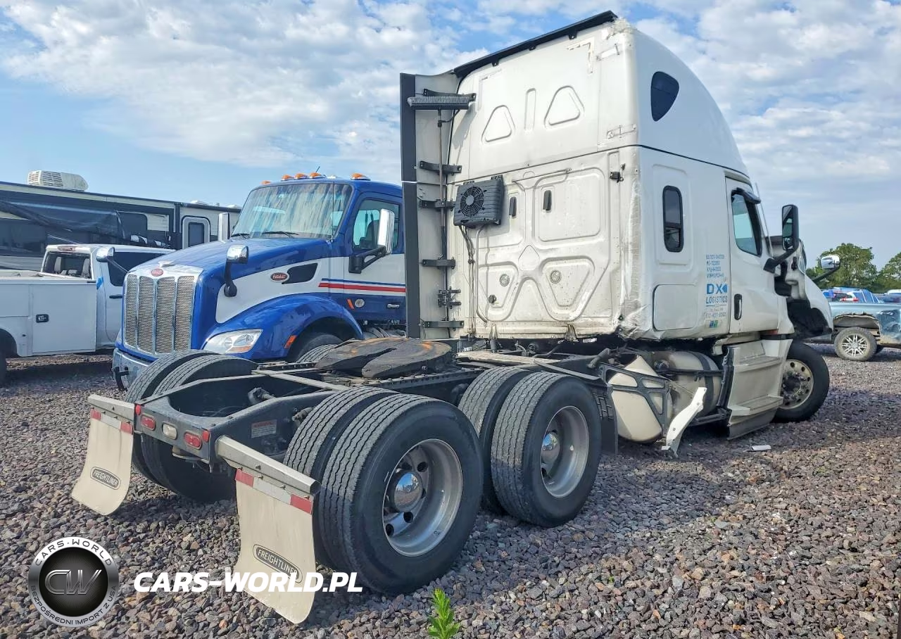 2021 Freightliner Cascadia 126 Semi Truck VIN:3AKJHHDR6MSML9449 - 3