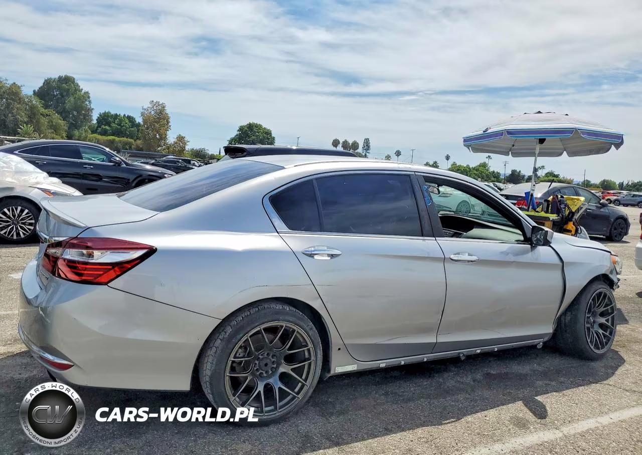 2016 Honda Accord Sport VIN:1HGCR2F57GA201854 - 3