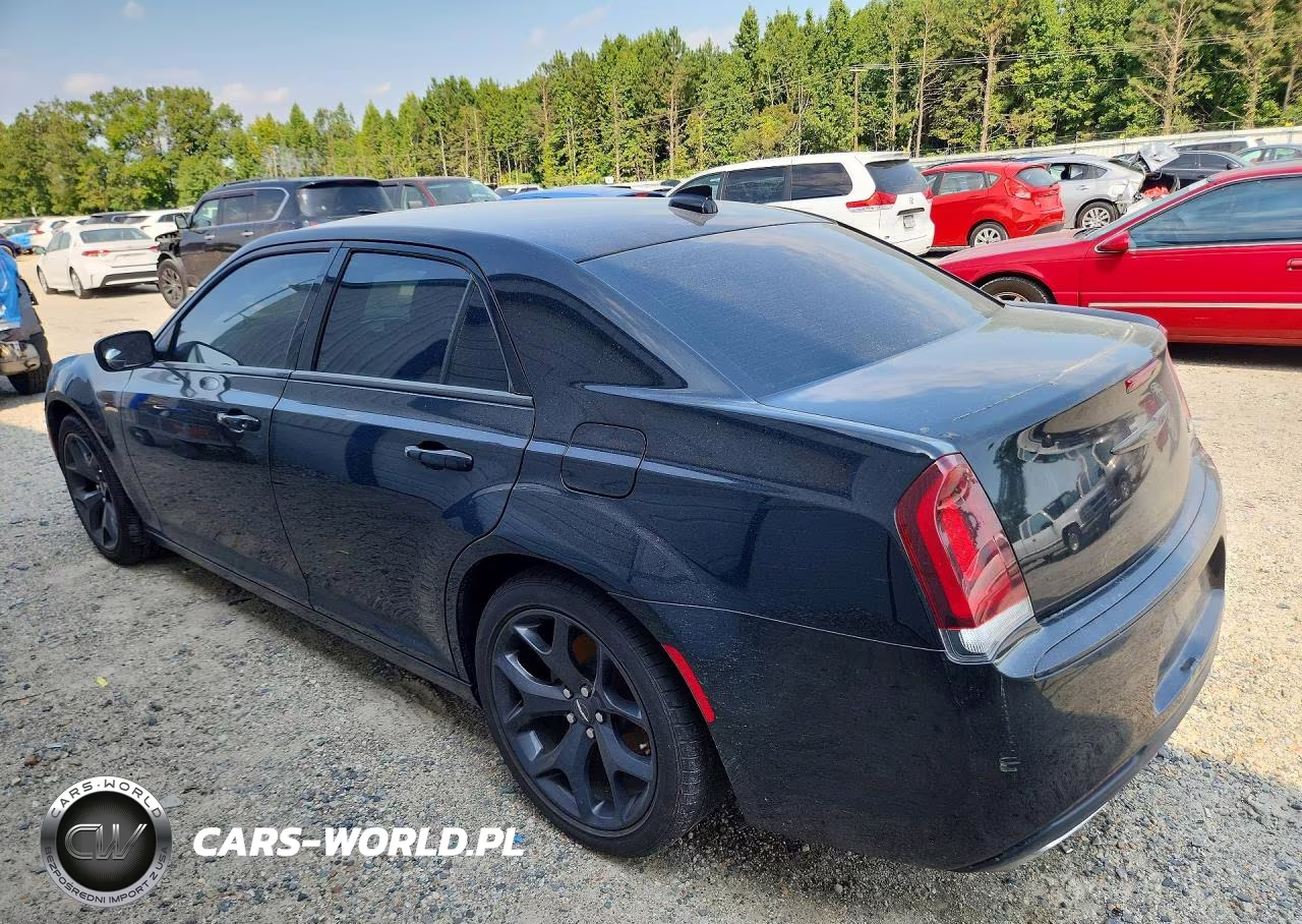2021 Chrysler 300 Touring VIN:2C3CCAAGXMH595967 - 2