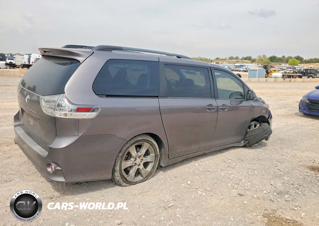 2011 Toyota Sienna Sport VIN:5TDXK3DC6BS049895 - 3