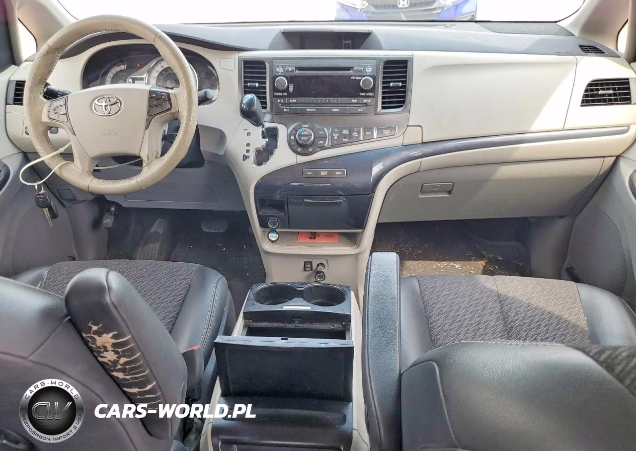 2011 Toyota Sienna Sport VIN:5TDXK3DC6BS049895 - 8