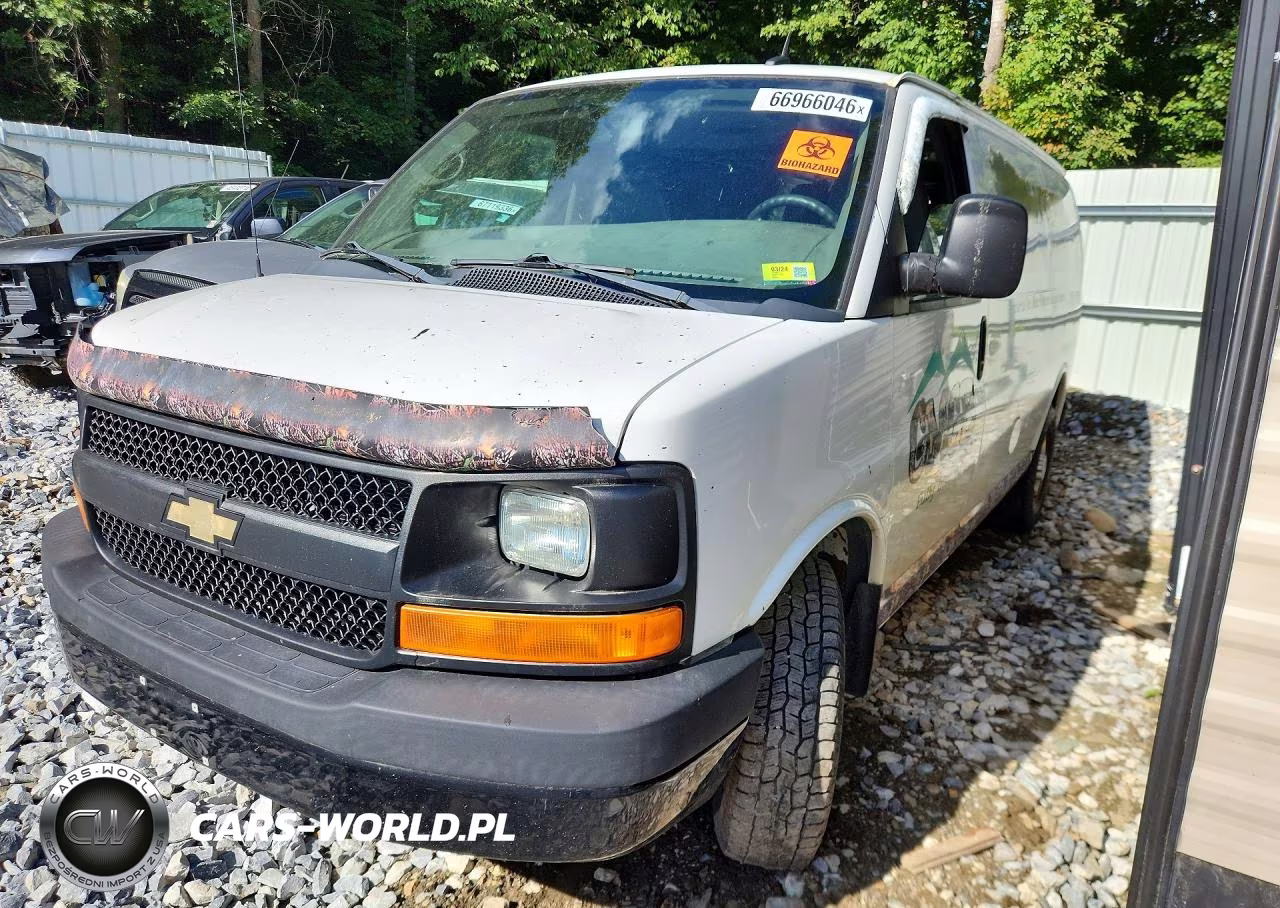 2013 Chevrolet Express G2500