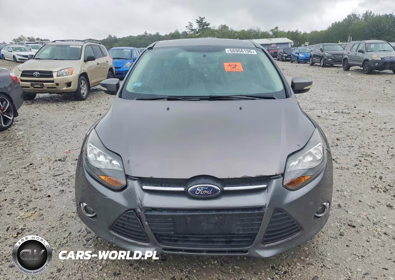 2013 Ford Focus Se VIN:1FADP3K25DL120383 - 5
