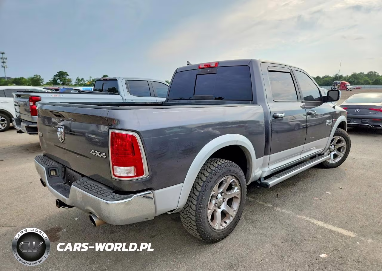 2016 Ram 1500 Laramie VIN:1C6RR7NM8GS171862 - 3