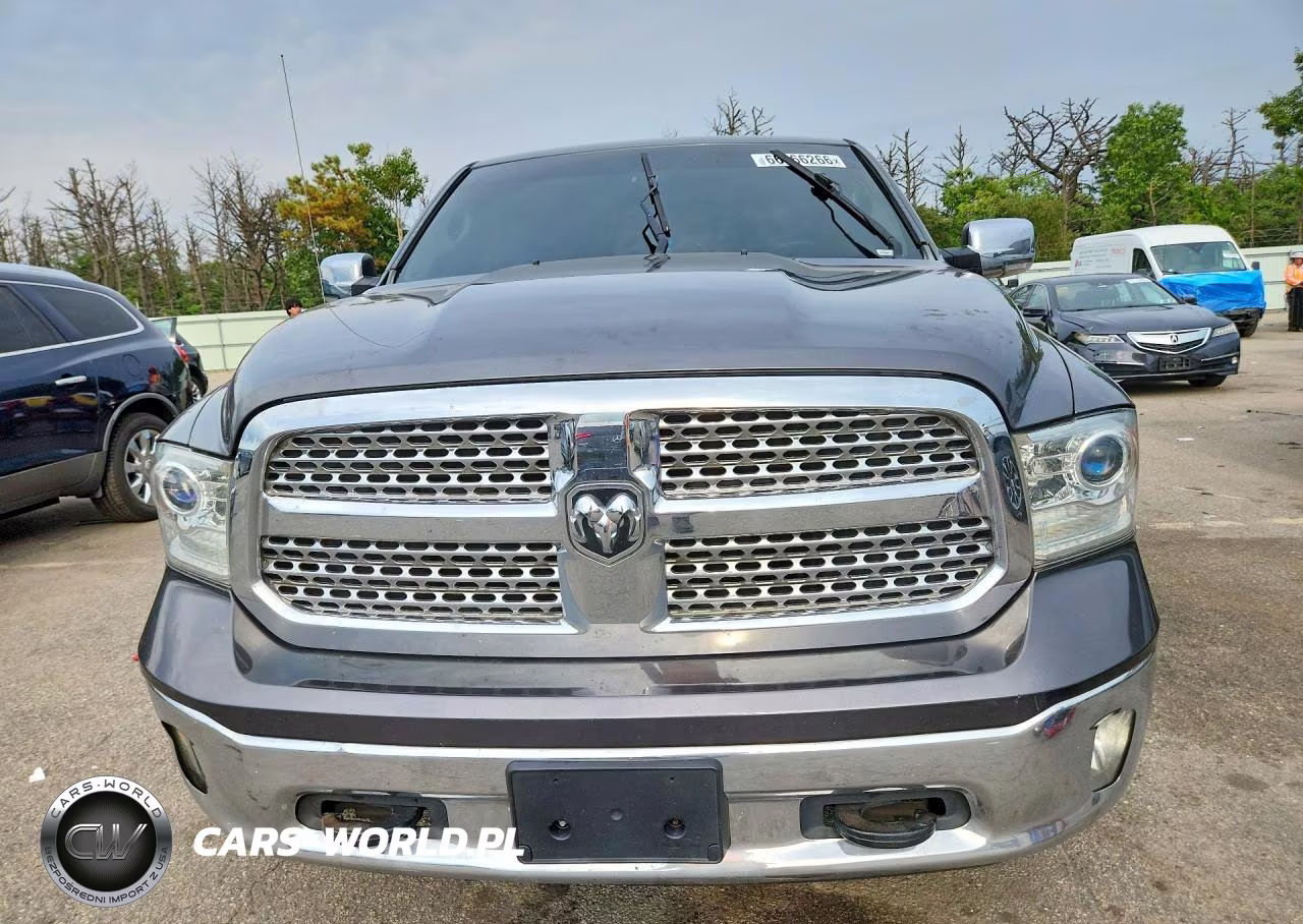 2016 Ram 1500 Laramie VIN:1C6RR7NM8GS171862 - 5