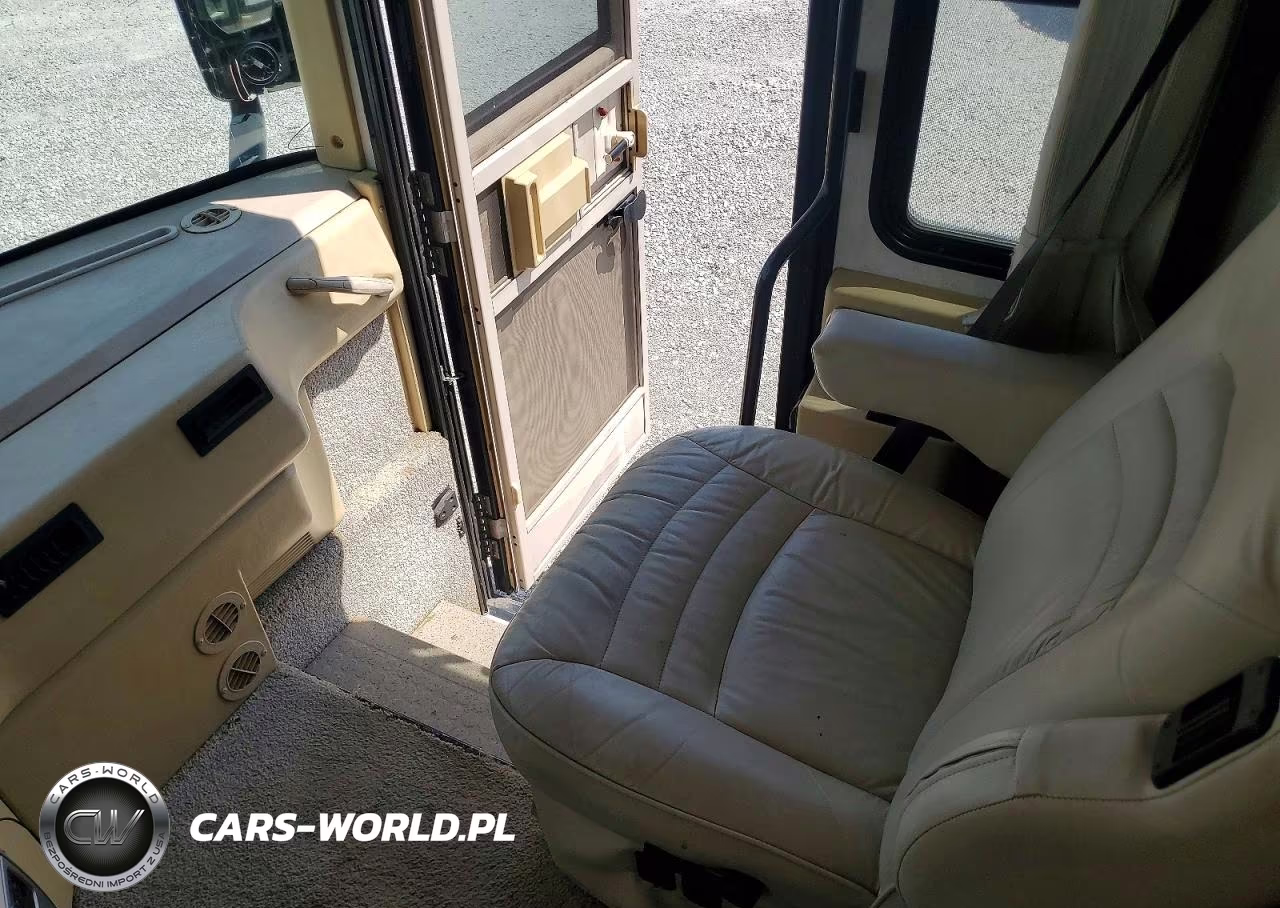 2004 Winnebago Journey Rv VIN:4UZAAHDC34CM93807 - 5
