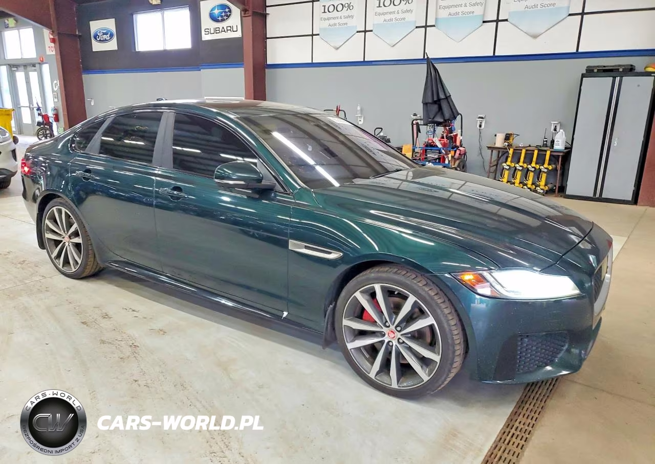 2016 Jaguar Xf S VIN:SAJBM4BV9GCY23694 - 4