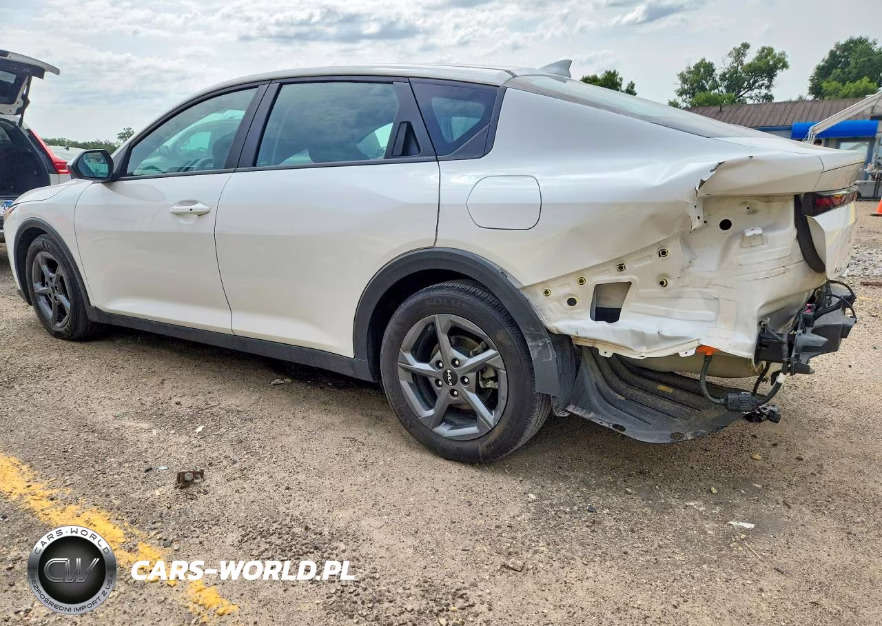 2025 Kia K4 Lxs VIN:3KPFT4DE4SE019403 - 2