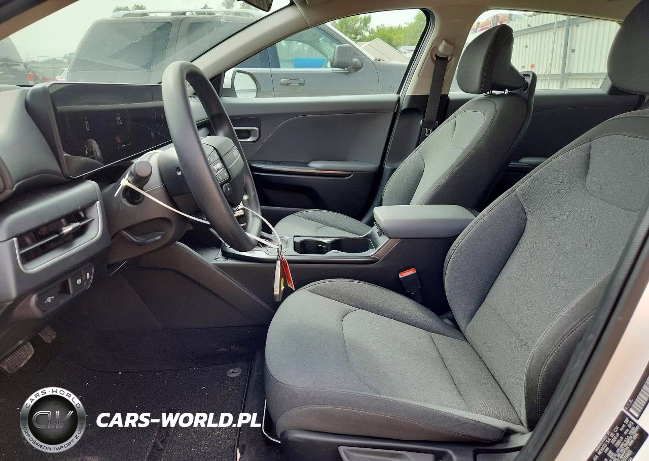 2025 Kia K4 Lxs VIN:3KPFT4DE4SE019403 - 7