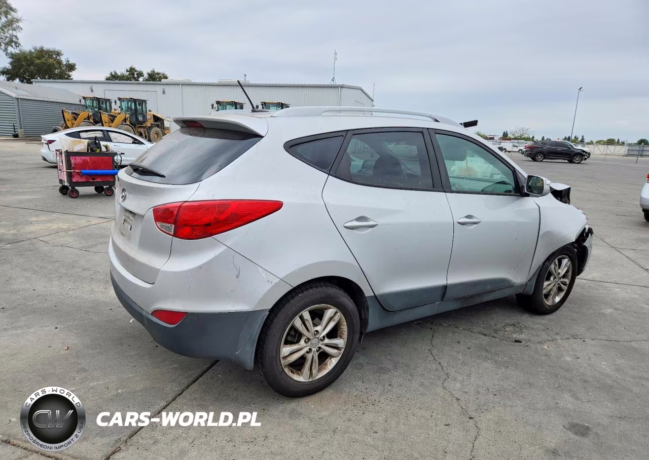 2012 Hyundai Tucson Gls VIN:KM8JU3AC9CU327962 - 3
