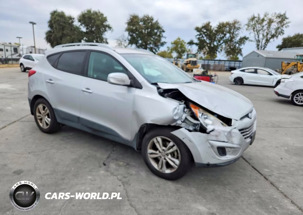 2012 Hyundai Tucson Gls VIN:KM8JU3AC9CU327962 - 4