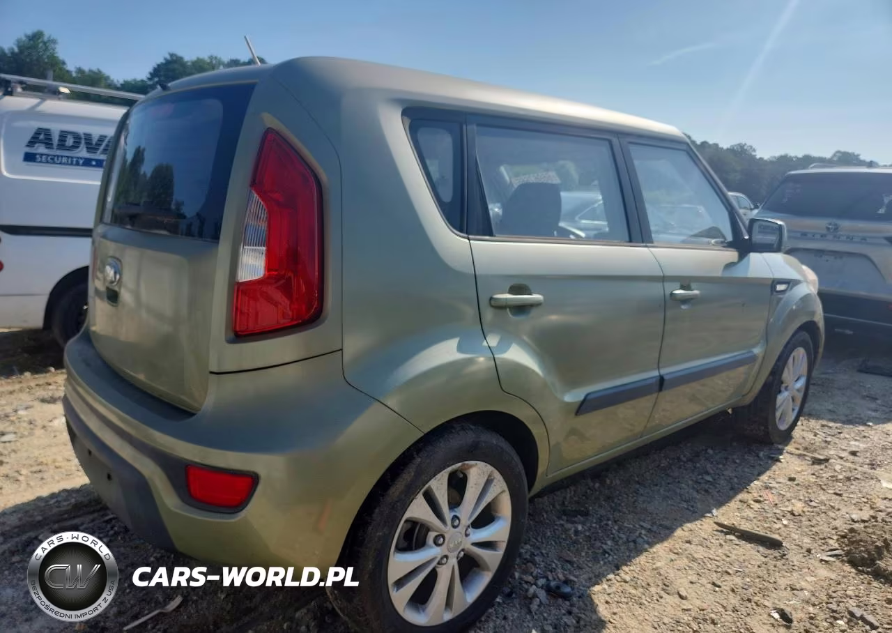 2013 Kia Soul Base VIN:KNDJT2A57D7578451 - 3
