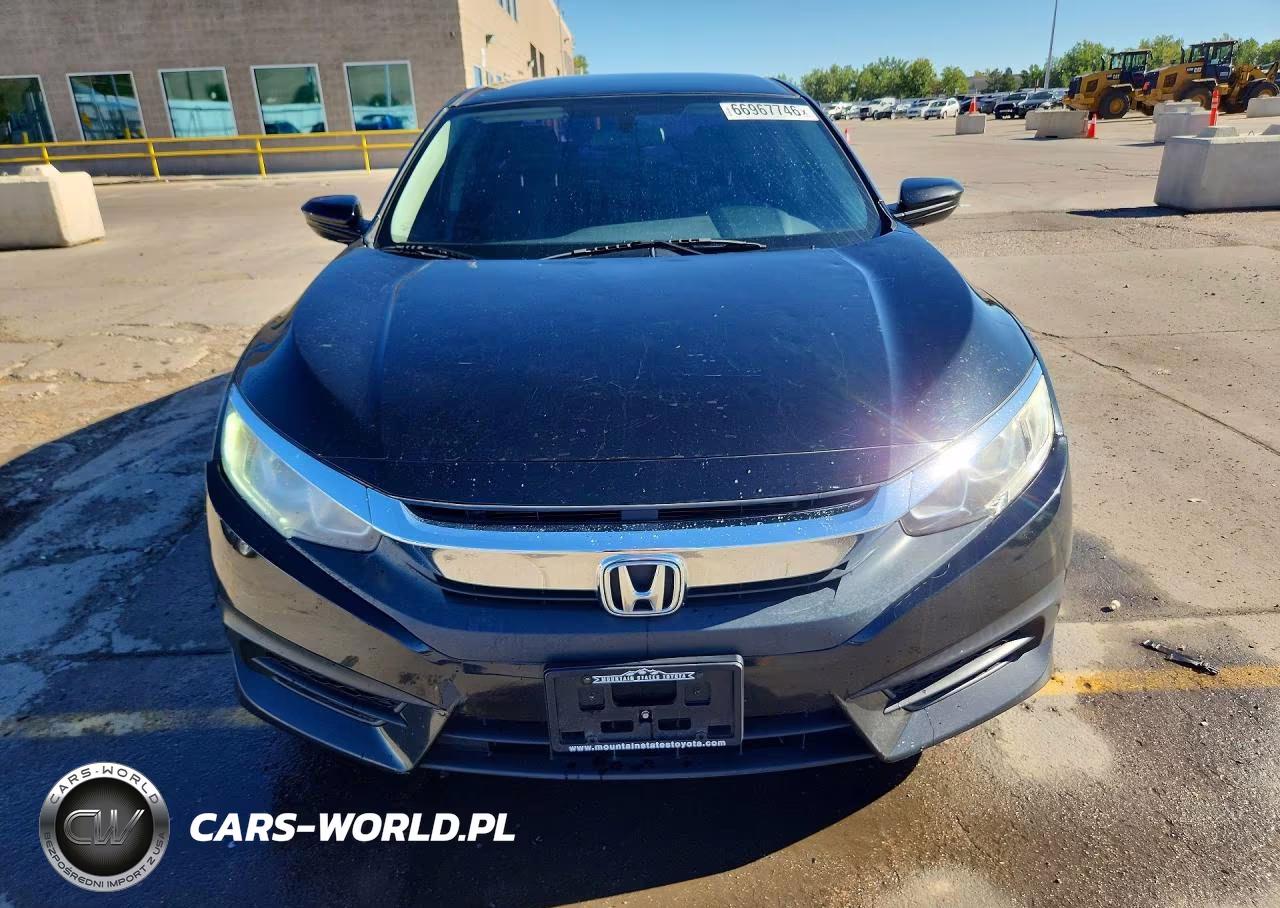 2017 Honda Civic Lx VIN:2HGFC2F5XHH549570 - 5