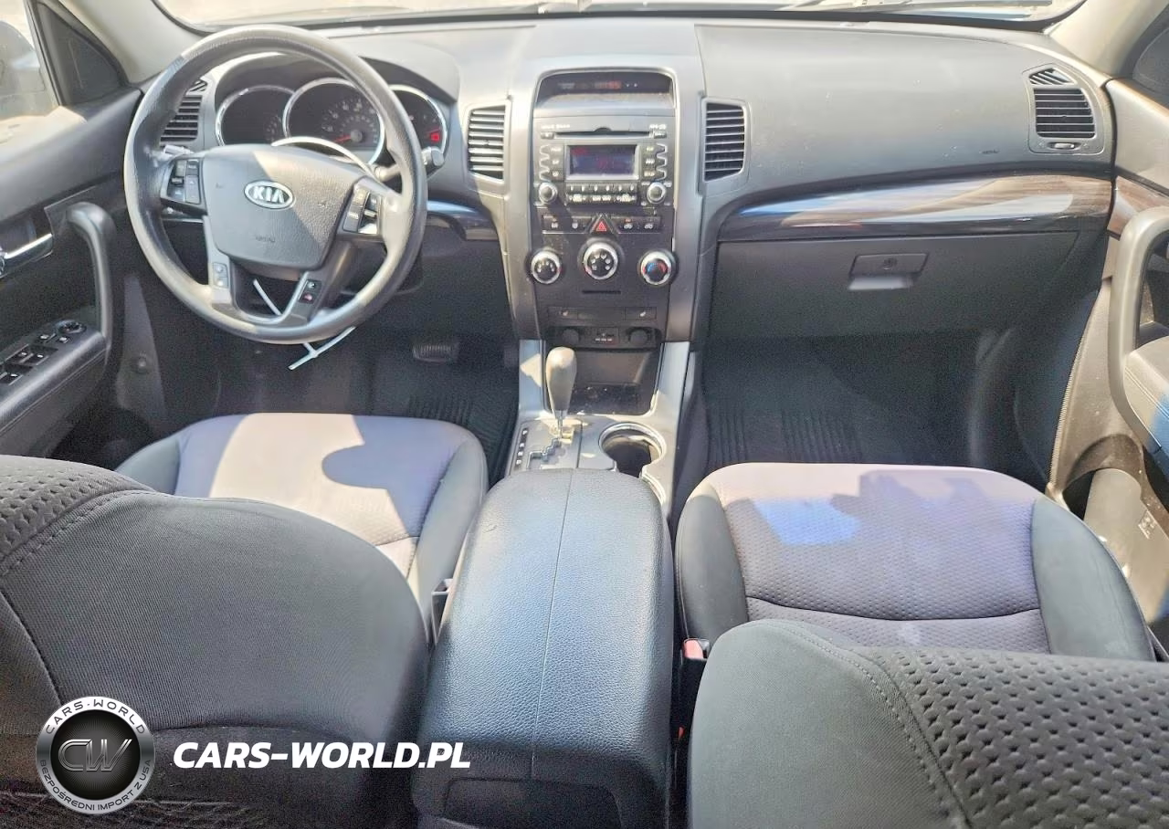 2011 Kia Sorento Lx VIN:5XYKTCA19BG141543 - 8