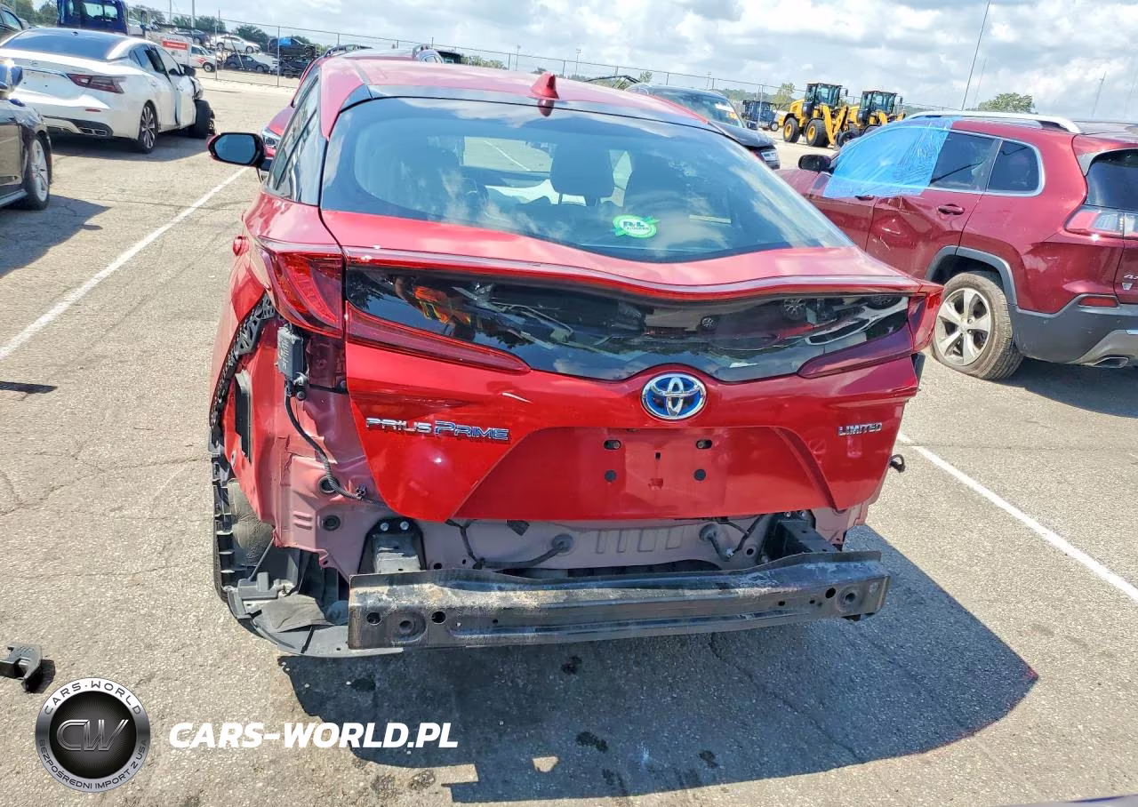2020 Toyota Prius Prime Limited VIN:JTDKARFP2L3144487 - 6