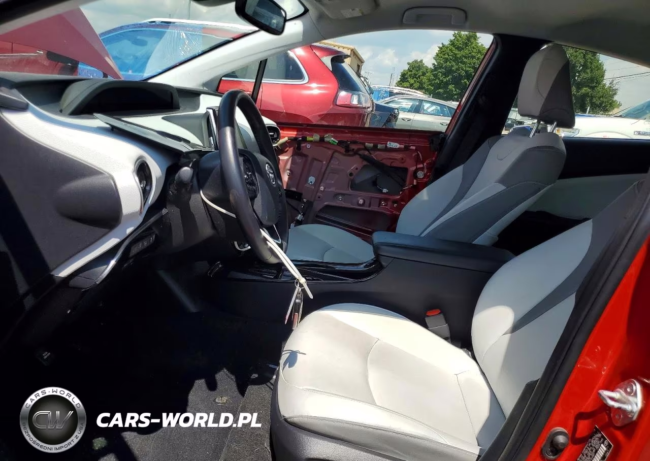 2020 Toyota Prius Prime Limited VIN:JTDKARFP2L3144487 - 7