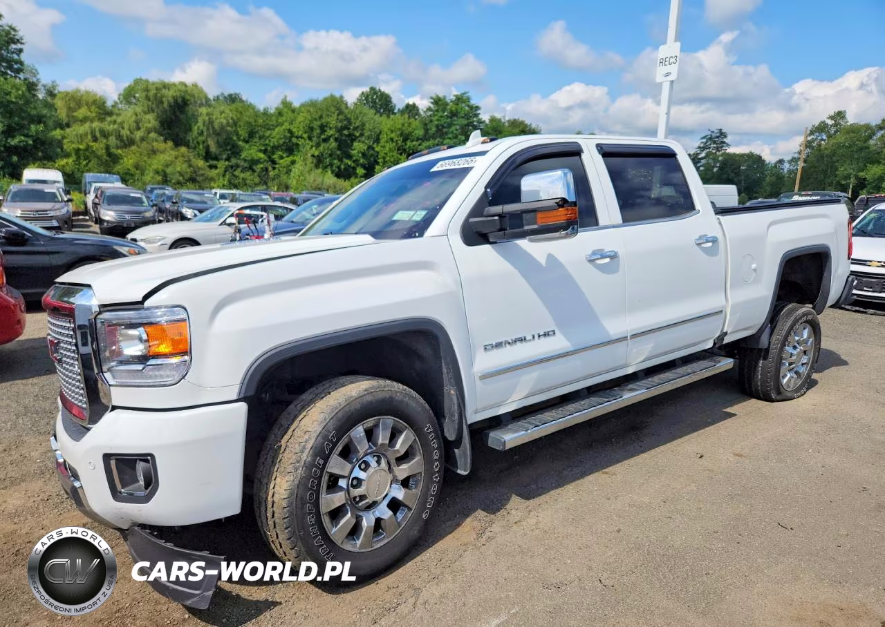 2015 GMC Sierra K2500 Denali – zdjęcie 1 z 12