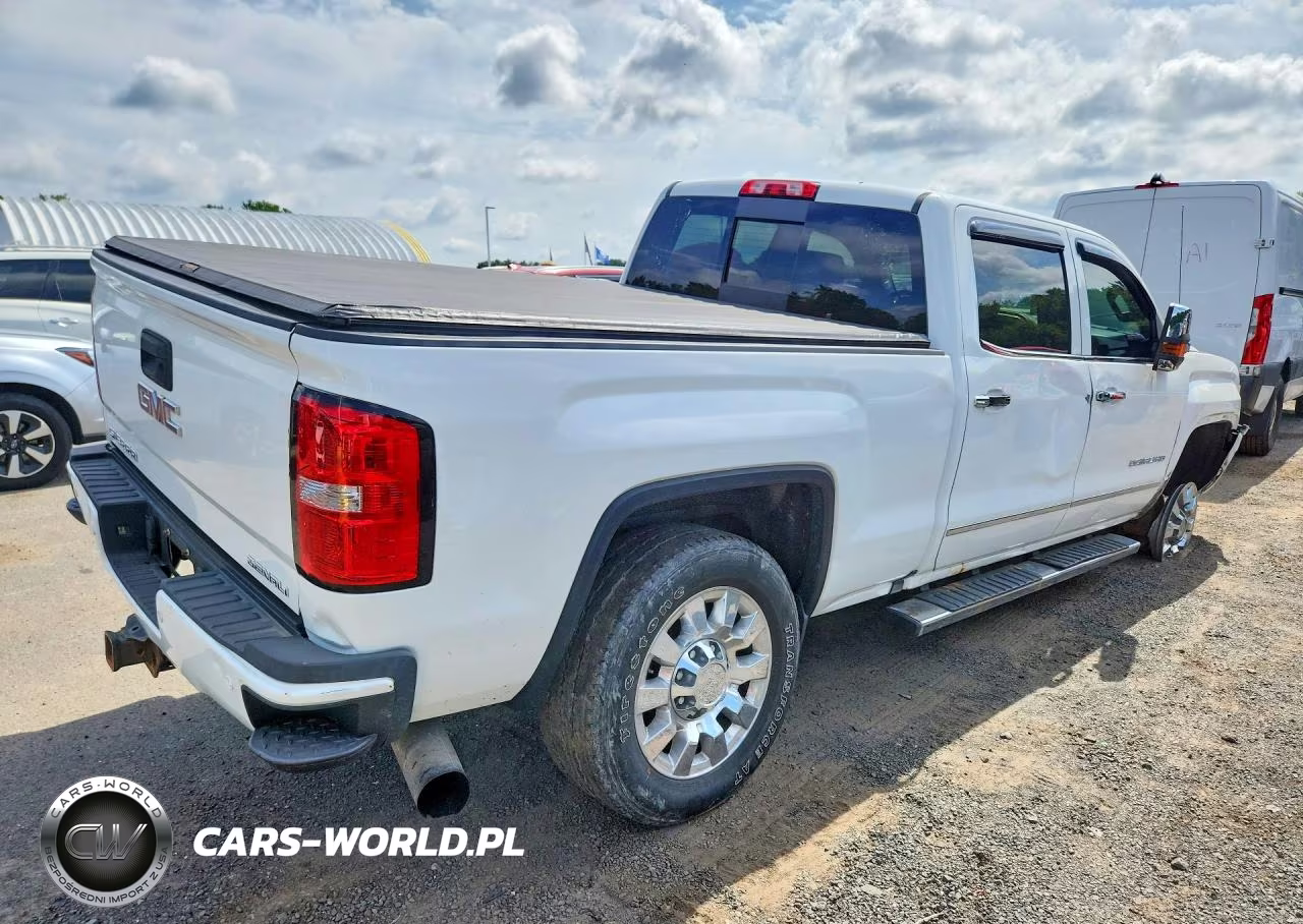 2015 GMC Sierra K2500 Denali VIN:1GT120E83FF667695 - 3