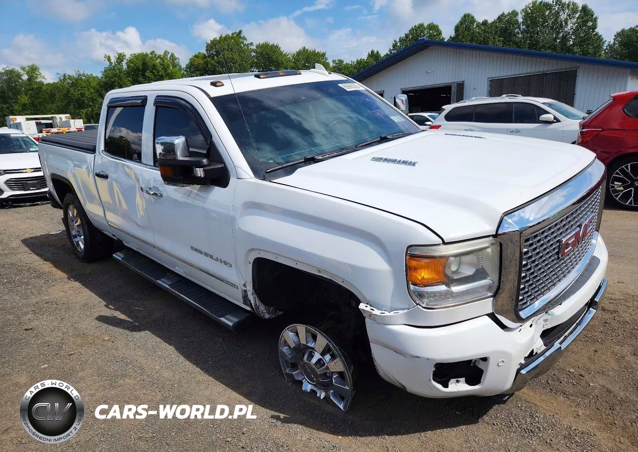 2015 GMC Sierra K2500 Denali VIN:1GT120E83FF667695 - 4