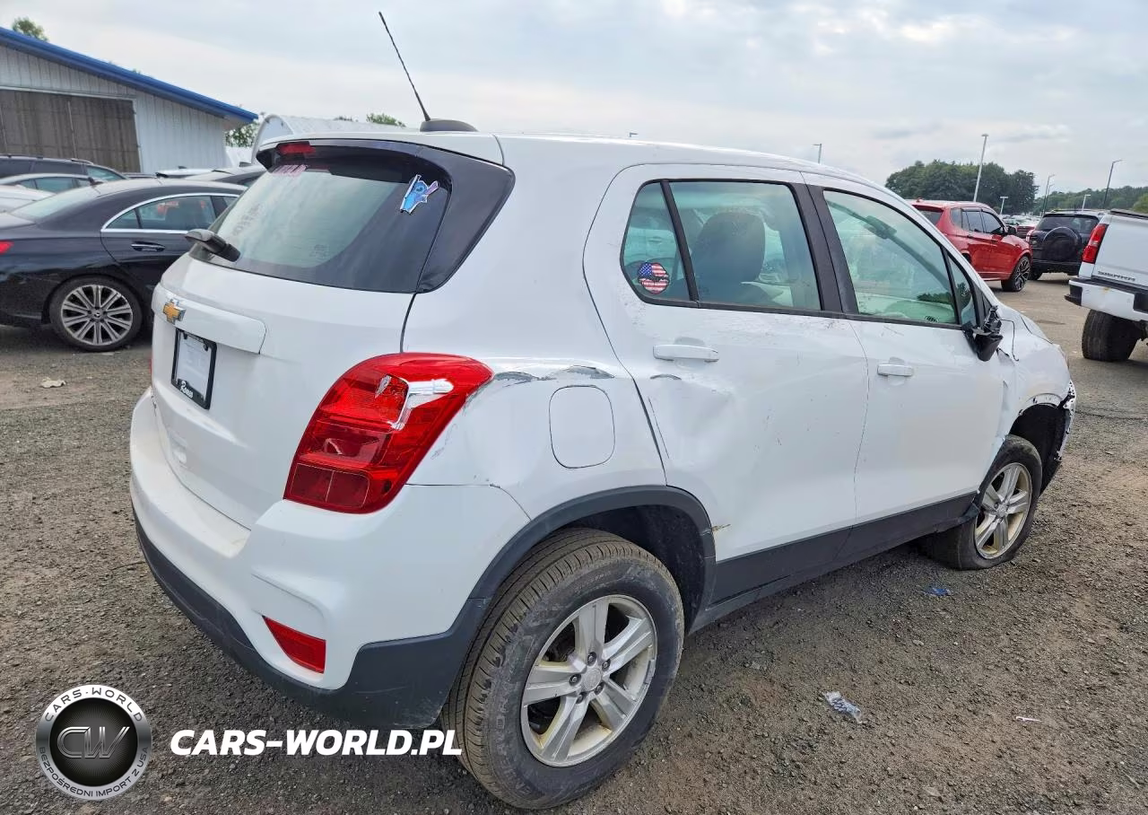 2020 Chevrolet Trax Ls VIN:3GNCJNSB9LL148944 - 3