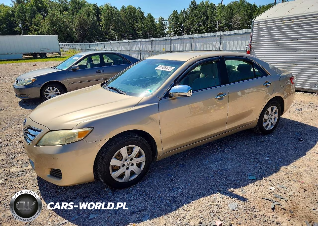 2010 Toyota Camry Le VIN:4T1BF3EK9AU053157 - 1