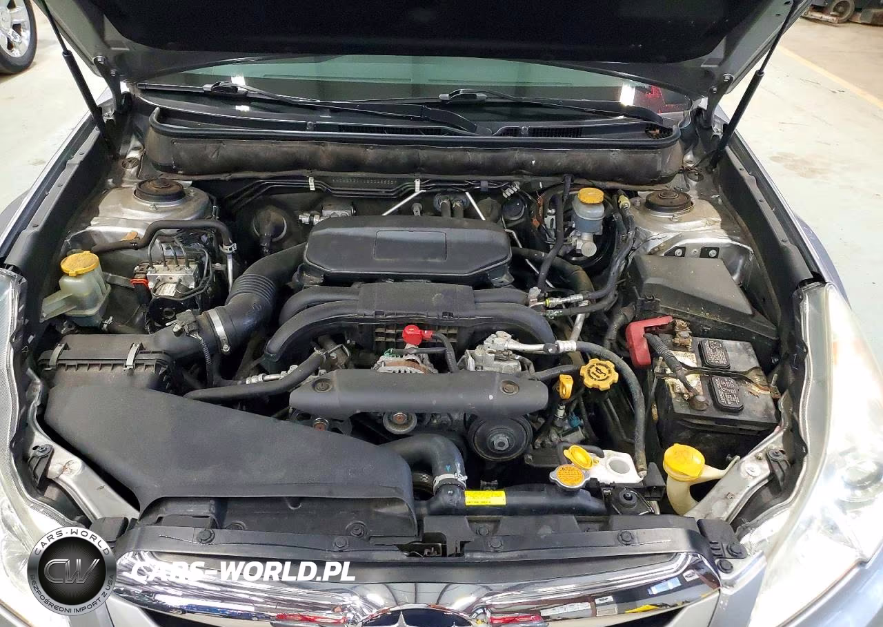 2011 Subaru Outback 2.5I Premium VIN:4S4BRBCC6B3325555 - 11