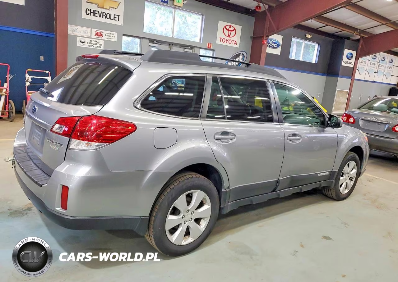 2011 Subaru Outback 2.5I Premium VIN:4S4BRBCC6B3325555 - 3