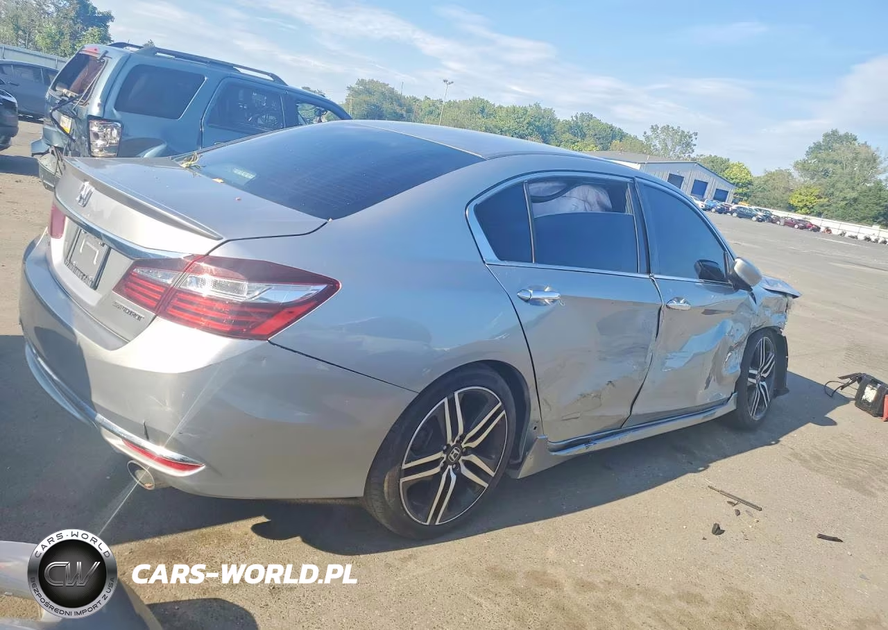 2017 Honda Accord Sport VIN:1HGCR2F57HA196379 - 3