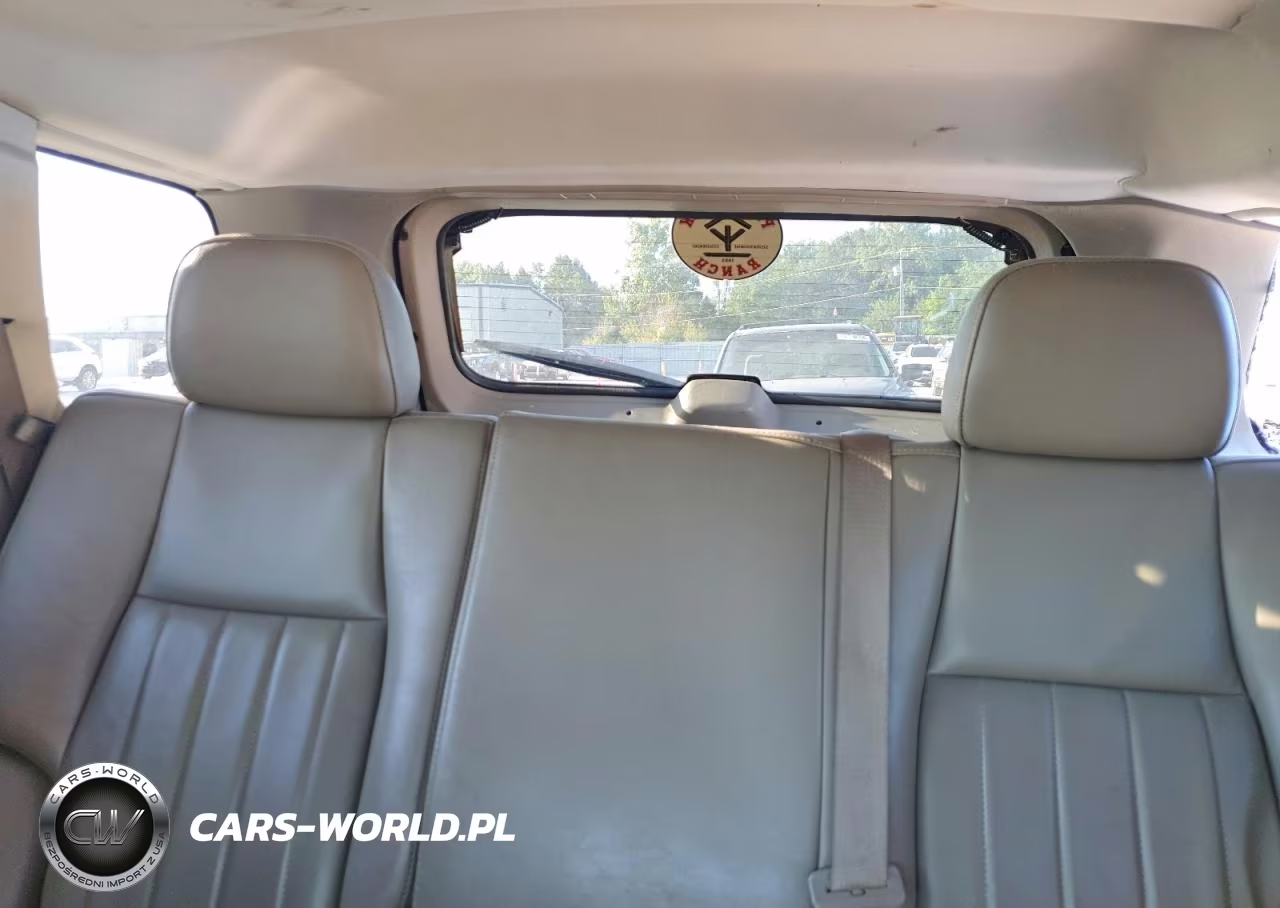 2007 Jeep Grand Cherokee Laredo VIN:1J8GR48K97C582537 - 10