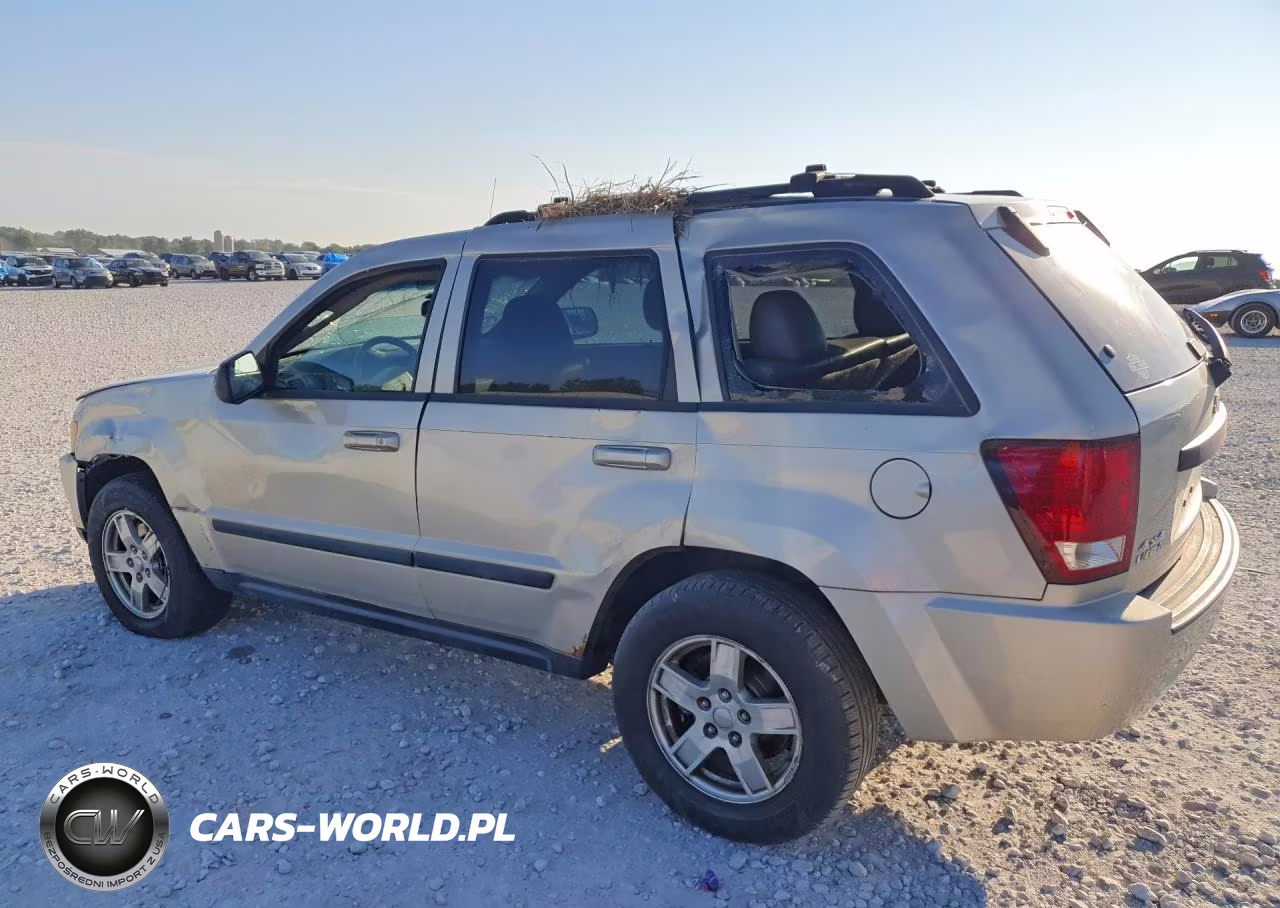 2007 Jeep Grand Cherokee Laredo VIN:1J8GR48K97C582537 - 2