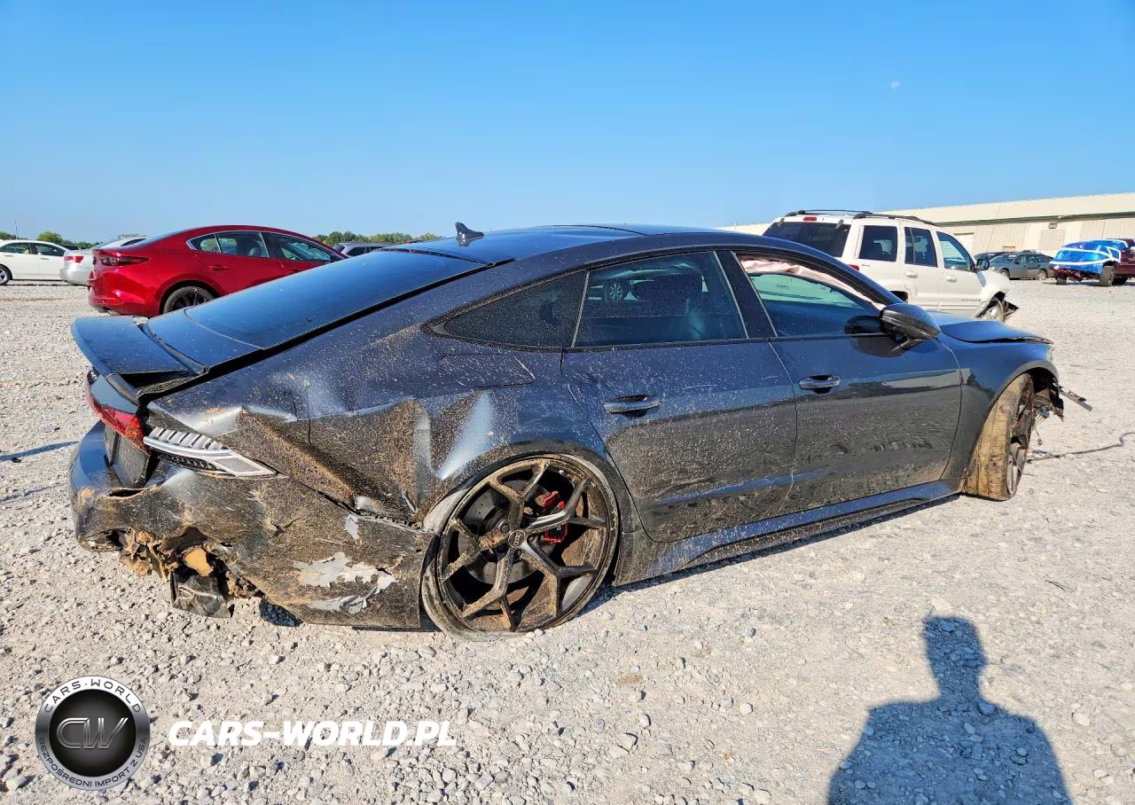 2024 Audi Rs7 VIN:WUAPDBF29RN900521 - 3