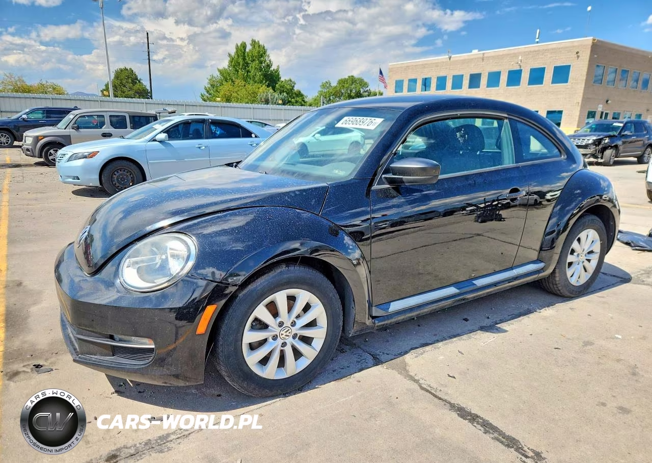 2013 Volkswagen Beetle VIN:3VWFP7ATXDM689066 - 1