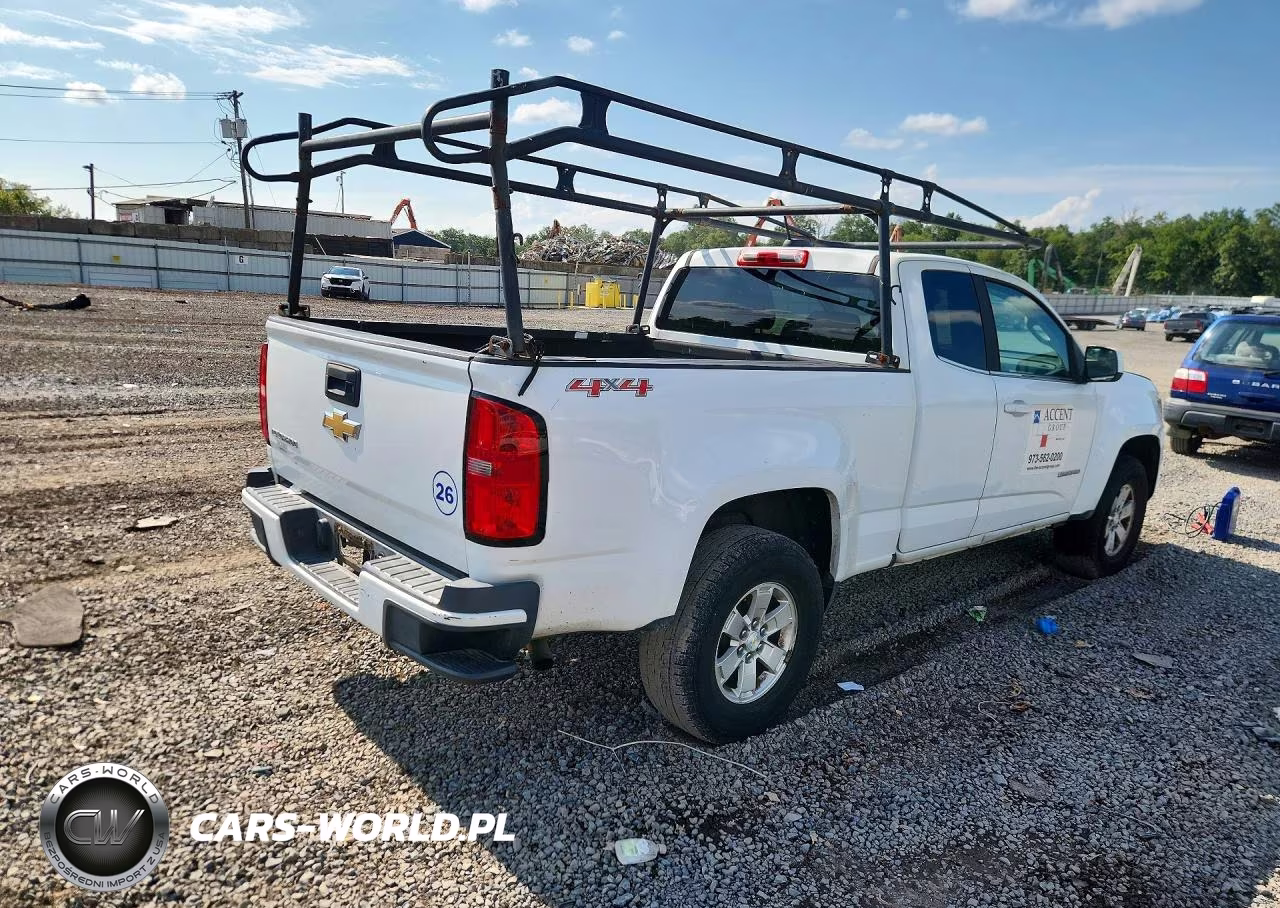 2017 Chevrolet Colorado VIN:1GCHTBEA6H1317116 - 3
